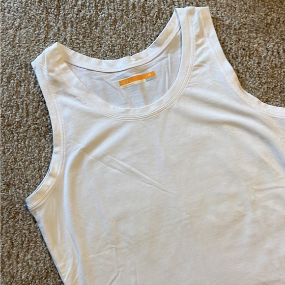 White Lucy Medium Tank Top Large - Picture 2 of 2